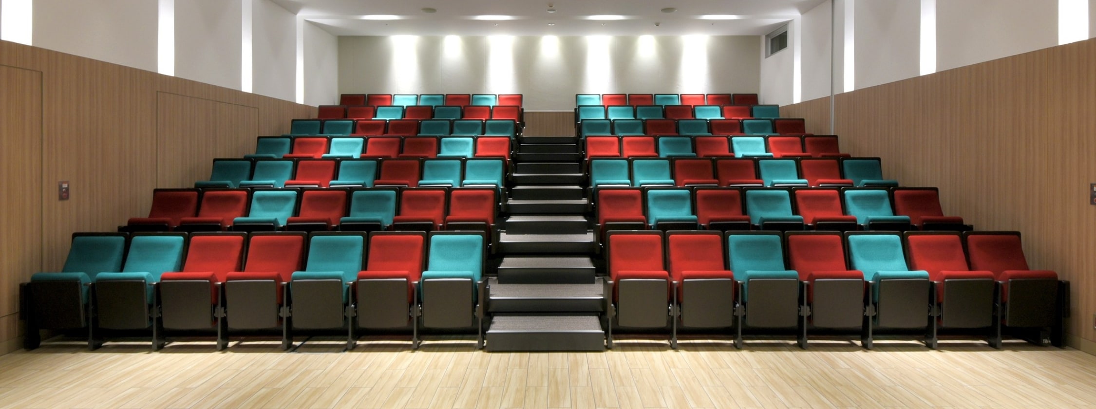 青洲記念講堂の画像